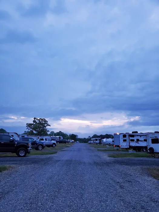 Black Dog Acres RV Park Picture 2
