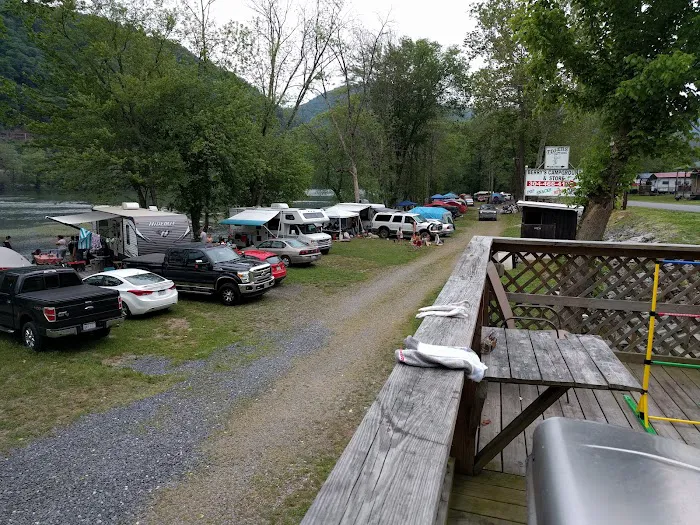 Berry's Campground Picture 9