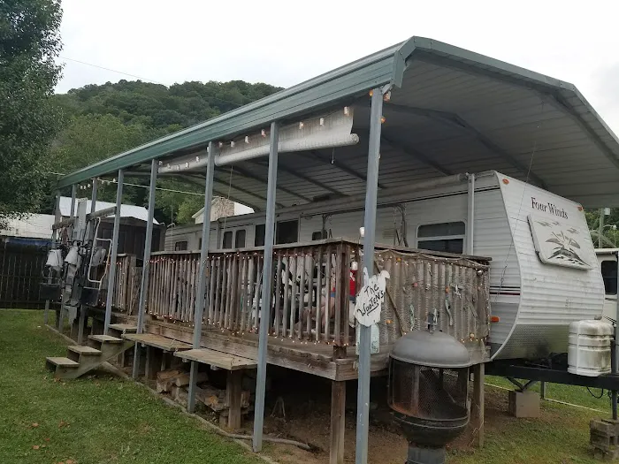 Berry's Campground Picture 6