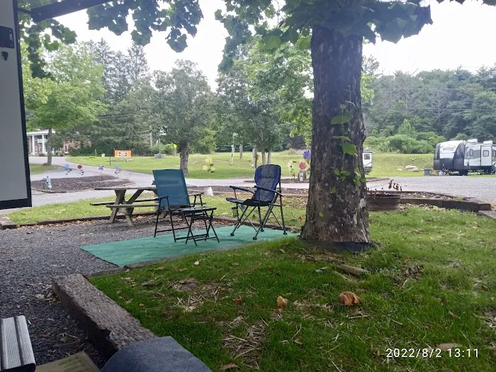 Pipestem Camping at Route 20 Market & Grill Picture 9