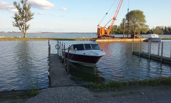 Mikes Bay Front Camping Picture 1