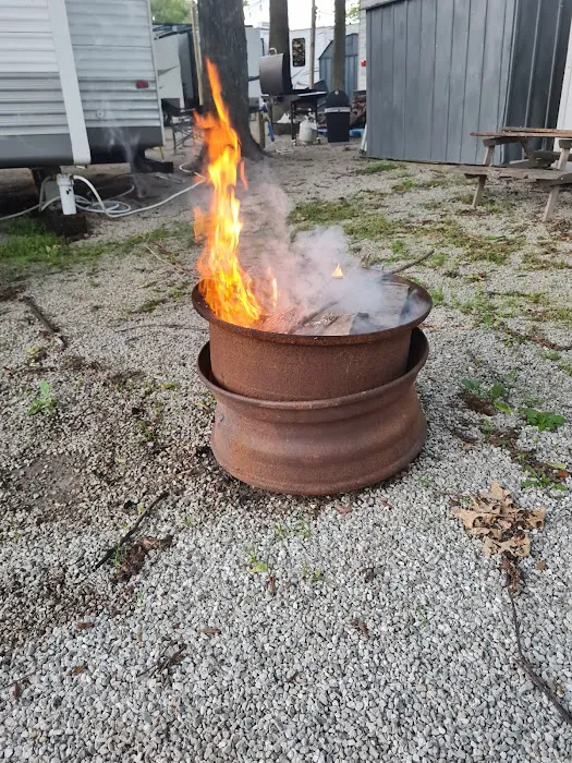 Clinton Lake Camping Picture 3