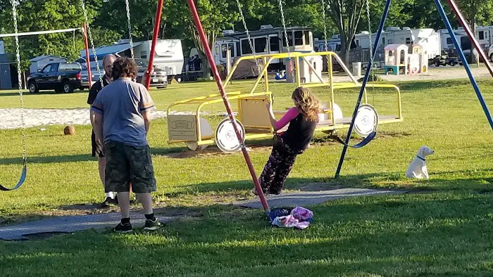 Clinton Lake Camping Picture 2