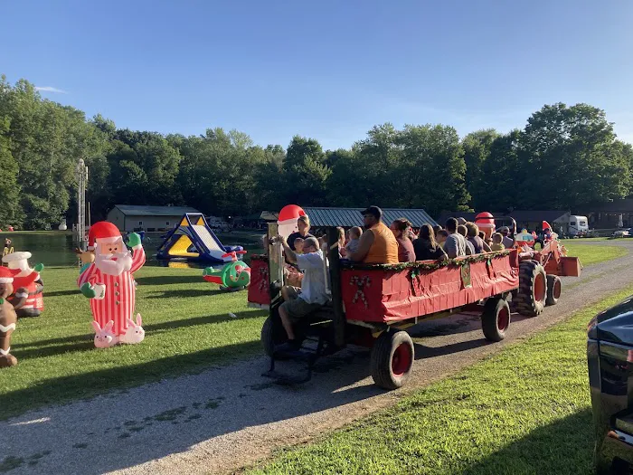 Rustic Knolls Campsites and Cabins Picture 6