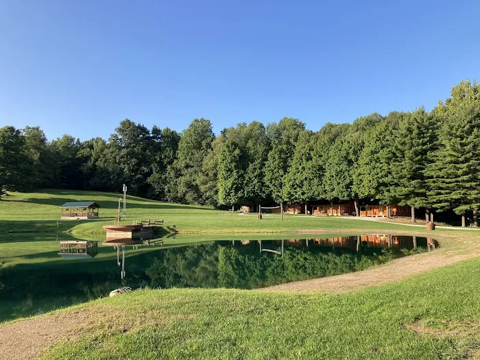 Rustic Knolls Campsites and Cabins Picture 9