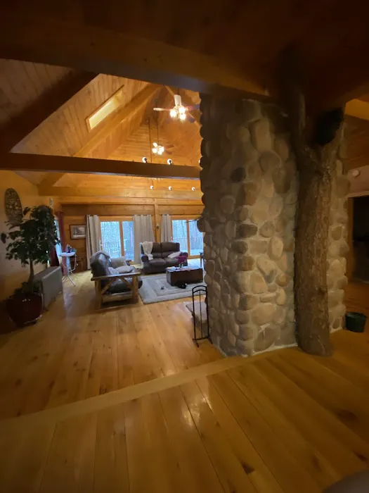 Peaceful Valley Cottage Picture 1