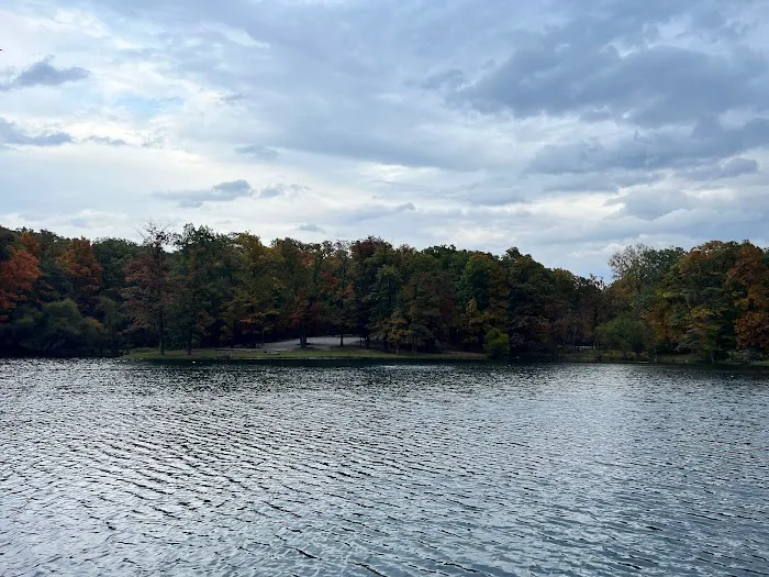 Jackson Lake Campground & Park Picture 1