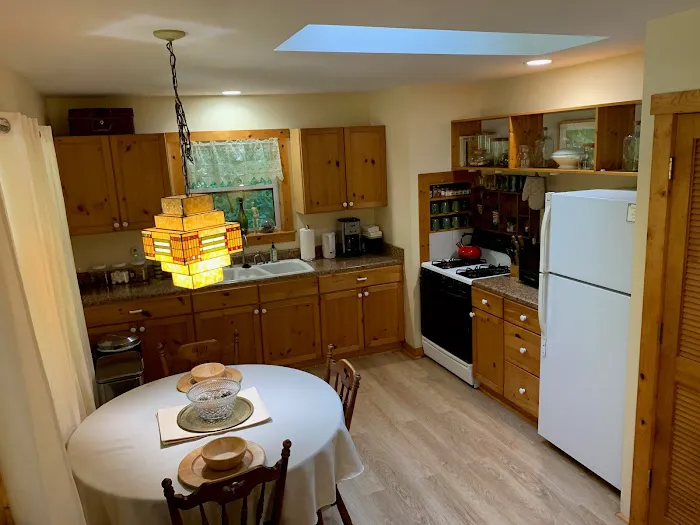 Locust Grove Lodge Picture 2