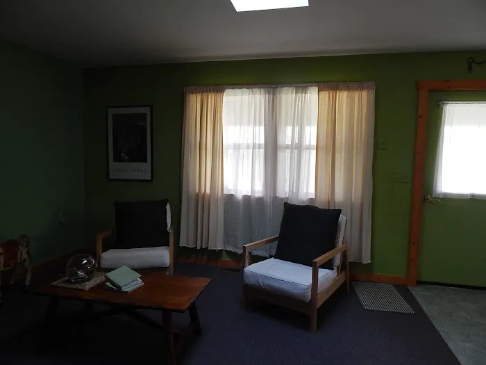 Locust Grove Lodge Picture 1