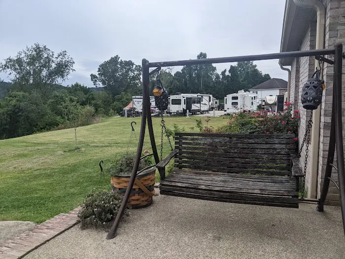 Outlook Pointe Campground Picture 1