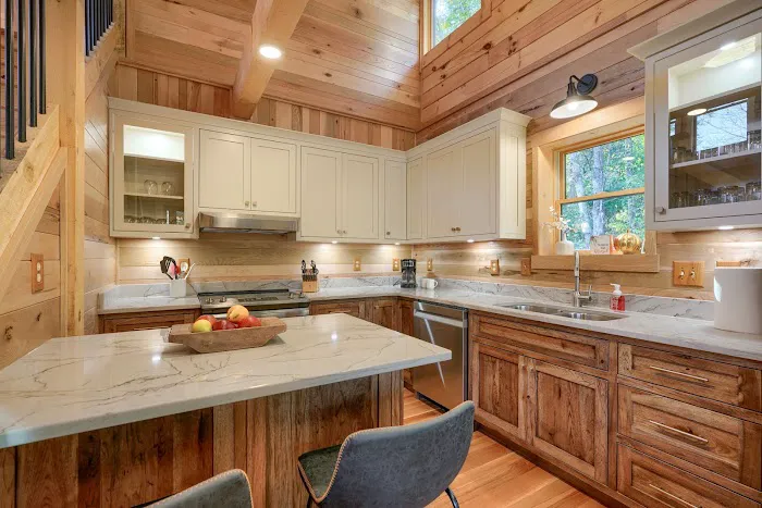 Five Mile Cabin Picture 4