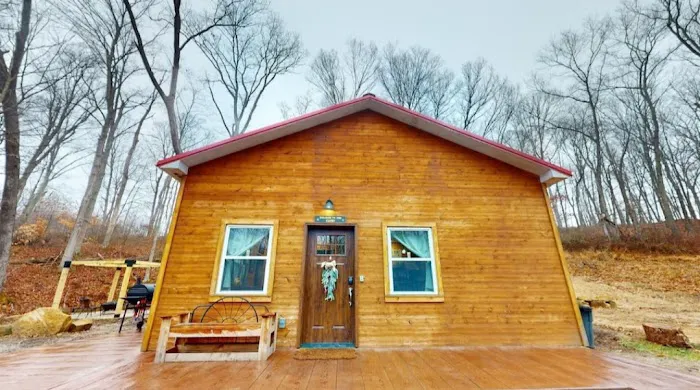 Sandstone Creek Cabin Picture 2