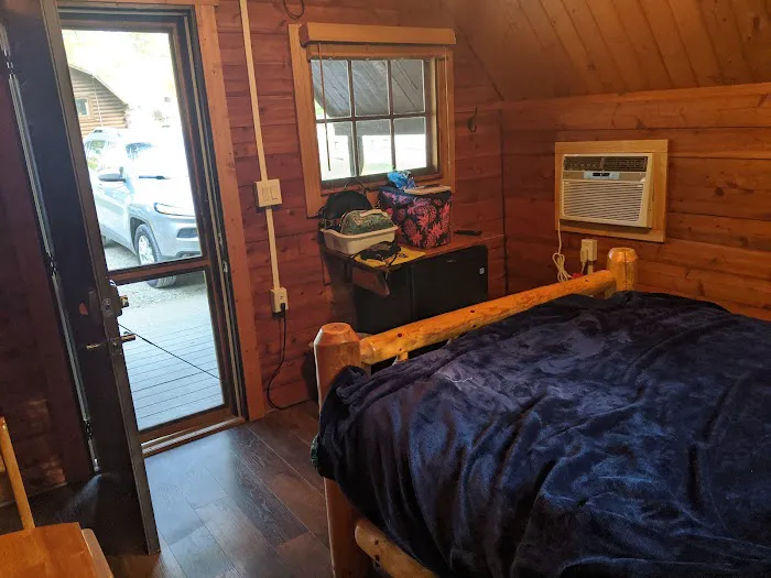 Hocking Hills KOA Holiday Picture 4