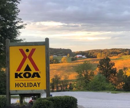 Hocking Hills KOA Holiday
