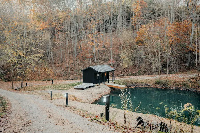 Creative Cabins Picture 3