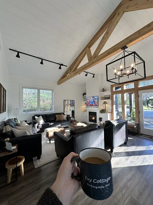 Creative Cabins Picture 2