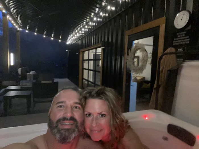 Creative Cabins - Lily Pad Container Picture 7