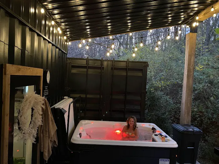 Creative Cabins - Lily Pad Container Picture 6