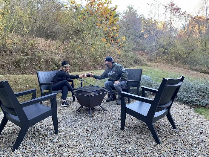 Creative Cabins - Lily Pad Container Picture 3