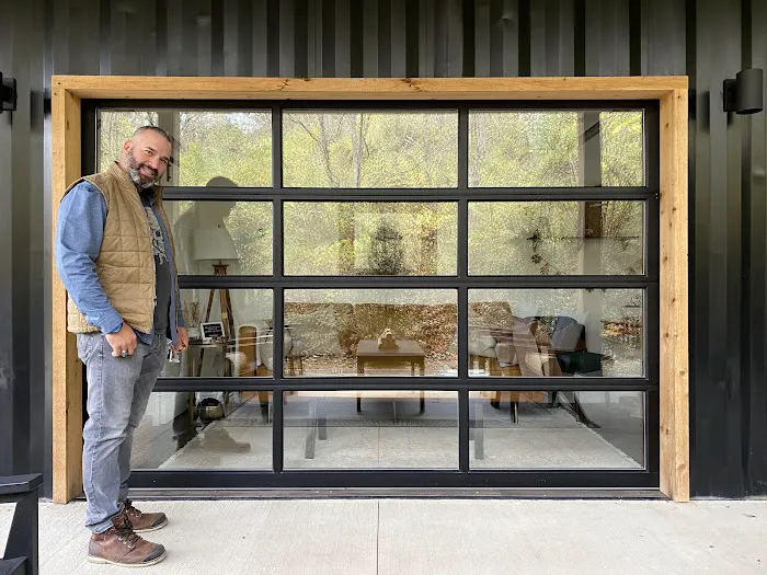 Creative Cabins - Lily Pad Container Picture 5