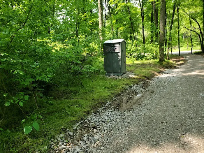 Lazy Ferret Glamping Picture 2