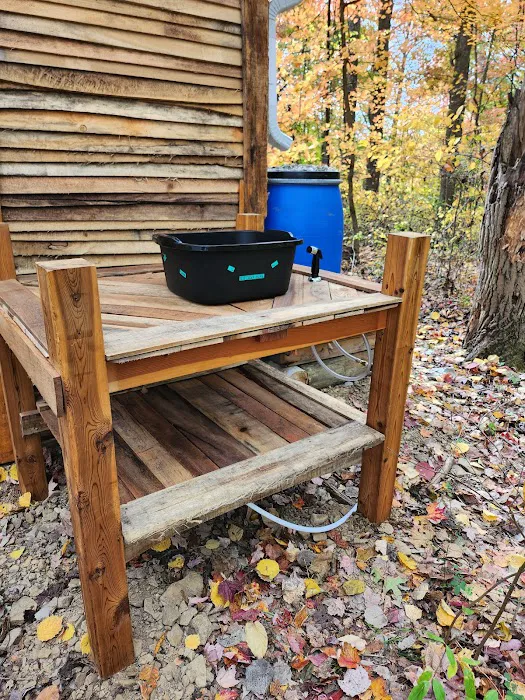 Lazy Ferret Glamping Picture 8