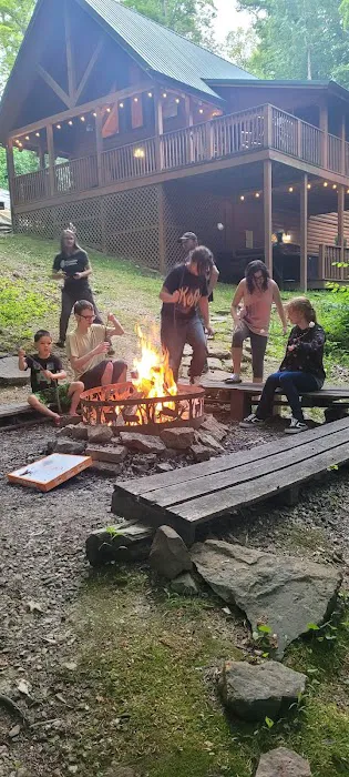 Cardinal Cabin #5 Picture 1