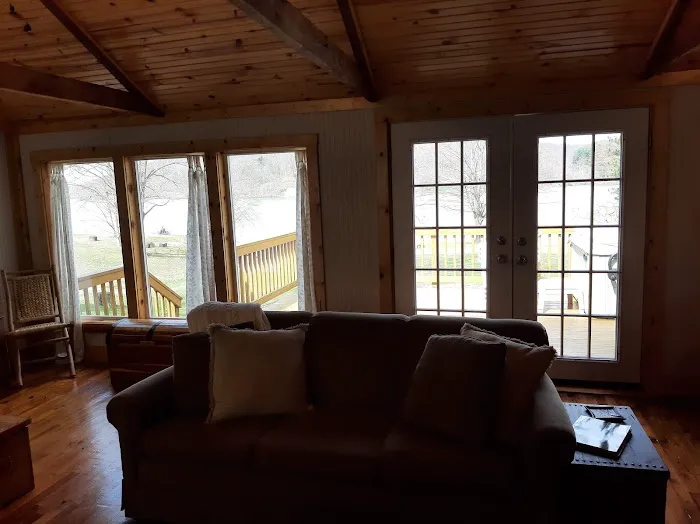 Firefly Cottage on Lake Logan Picture 5