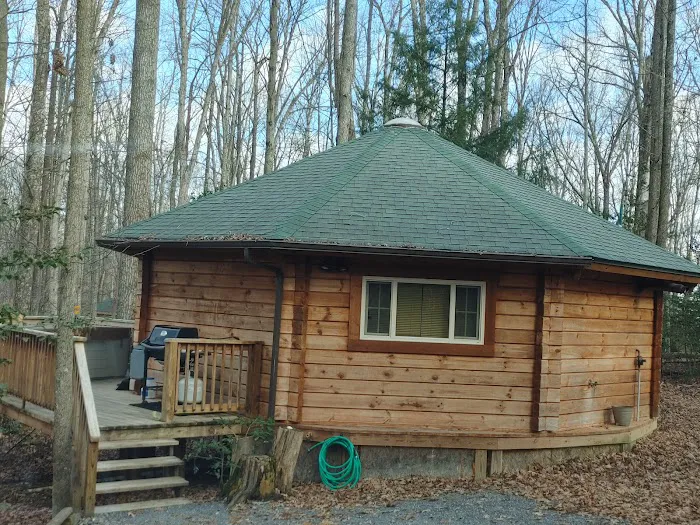 Love Shack Yurt Picture 3