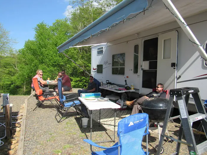 Fancy Gap Cabins and Campground Picture 9