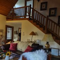 Crooked Creek Cottage Airbnb ico
