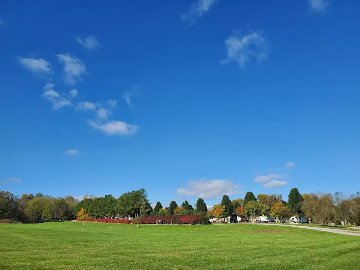 Pioneer Village RV Park Picture 3