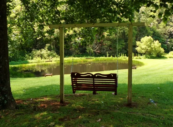 Chestnut Creek Cabins Picture 5