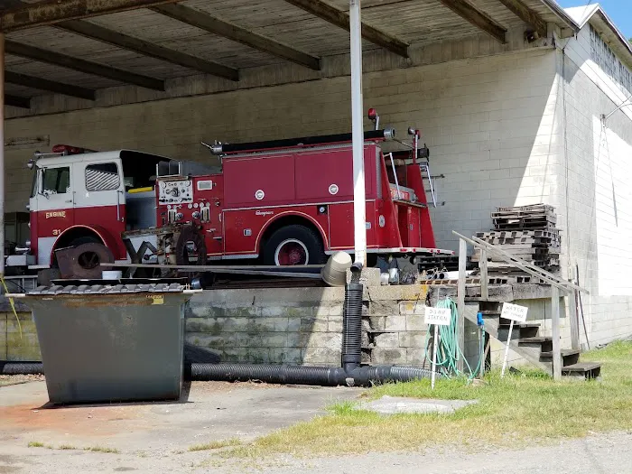 Old Cranks RV Park & Campground Picture 4