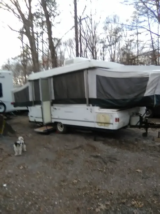 Pop & Moms Campground Picture 4