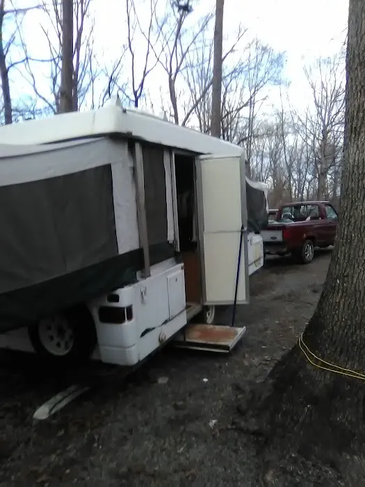 Pop & Moms Campground Picture 3