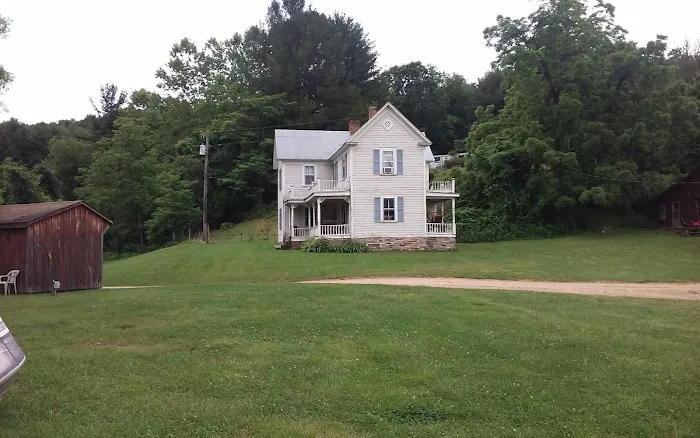 River Views Campground Picture 9