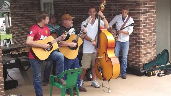 Cool Breeze Campground Picture 4