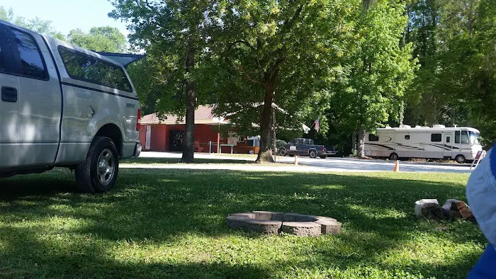 White Oak River Campground Picture 5