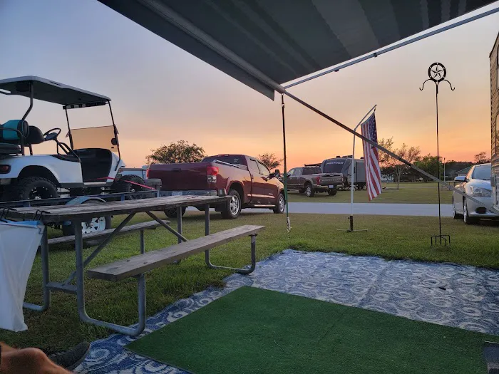 White Oak Shores Campground Picture 9