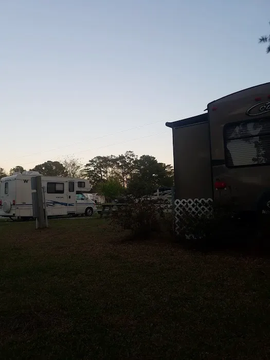 Waters Edge RV Park Picture 8