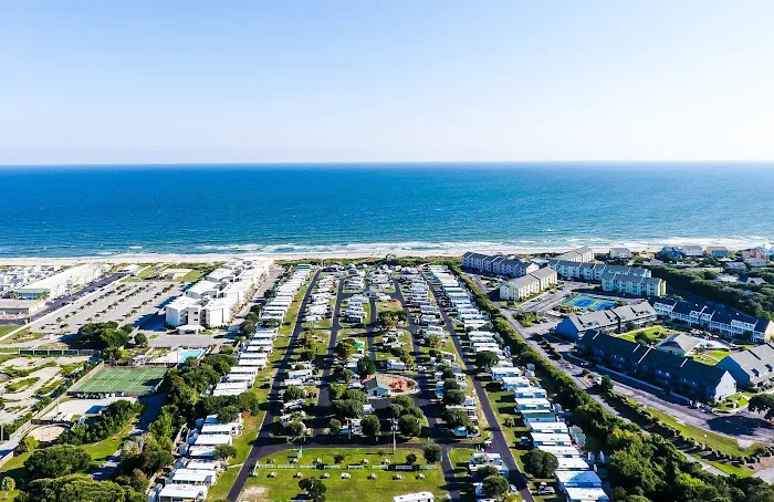 Emerald Isle RV Resort - formerly Holiday Trav-L-Park Picture 5