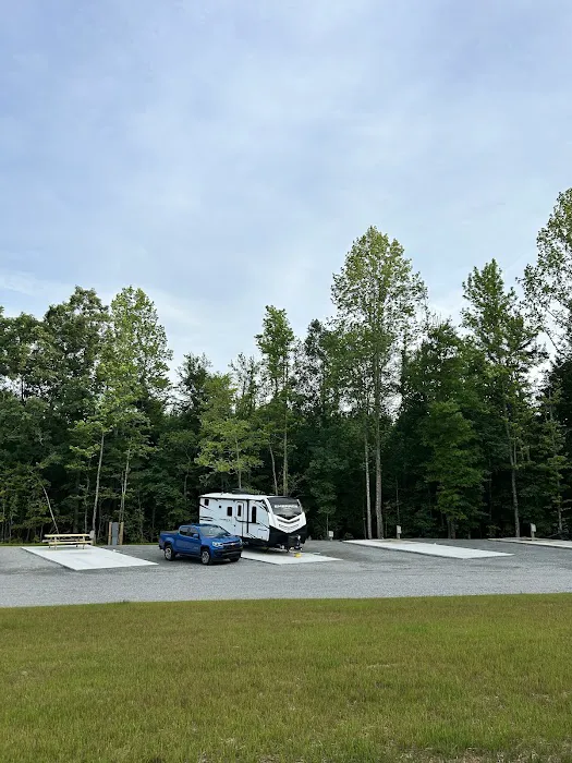 2 Lakes RV Resort Picture 1