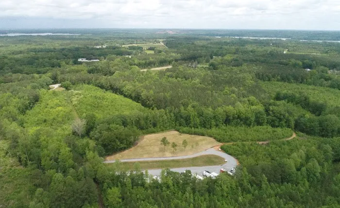 2 Lakes RV Resort Picture 6