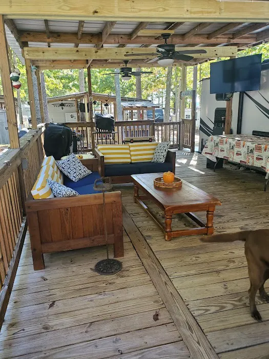 Sherwood Forest Campground Picture 8