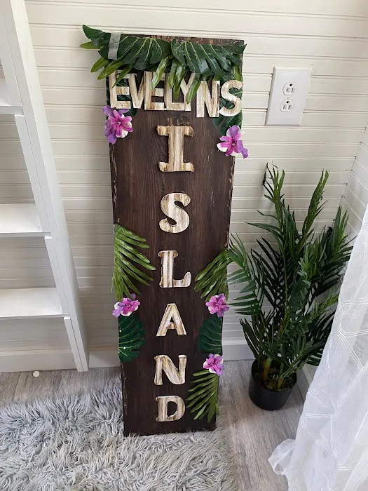 Evelyn’s Island Picture 4