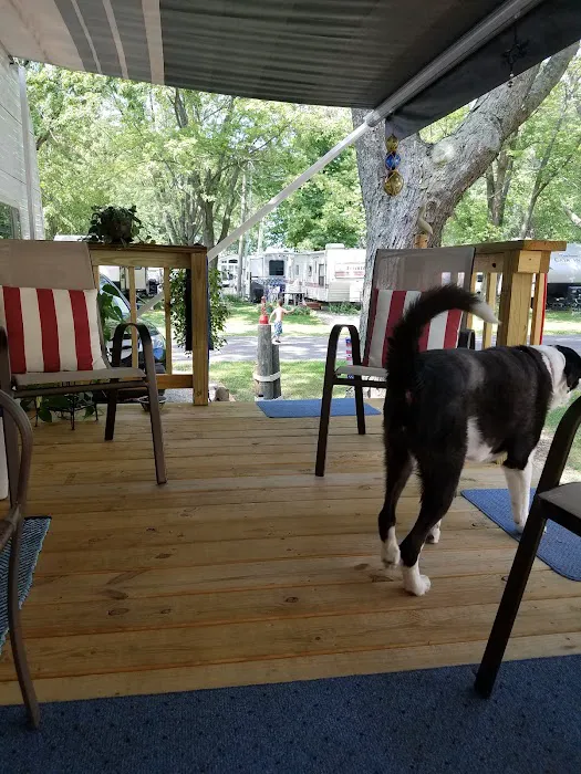 Fort Firelands RV Park Picture 6