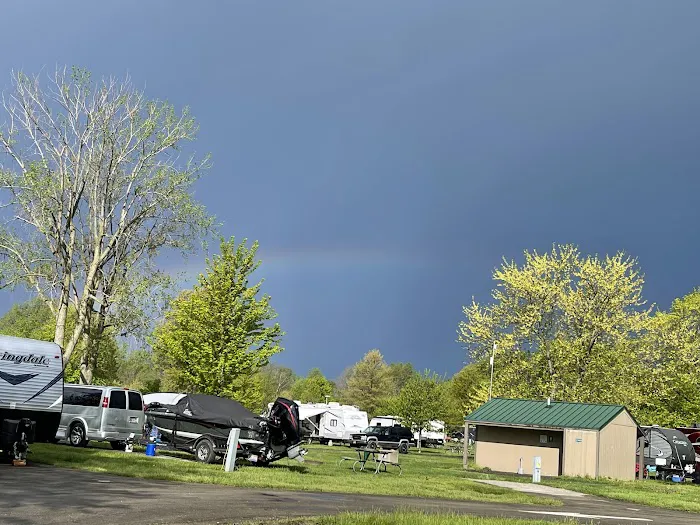 East Harbor Campground and RV Park Picture 6