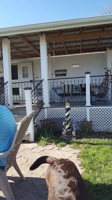 Lake Erie RV Resort - Family Camping Center Picture 6