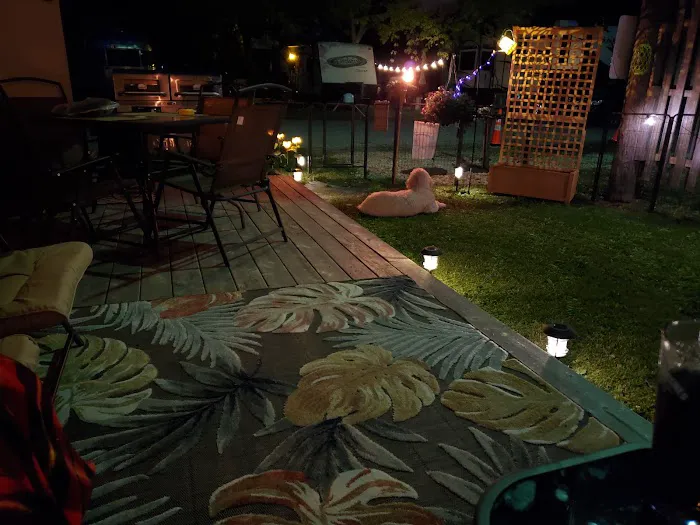 Gladhaven Campground and Marina Picture 9